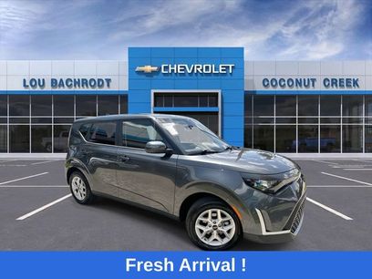Used 2024 Kia Soul LX w/ Option Group 015