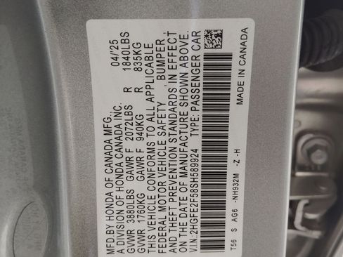 Certified 2025 Honda Civic Sport image 18