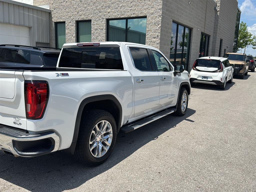 Used 2020 GMC Sierra 1500 SLT w/ SLT Premium Plus Package AWD/4WD image 9
