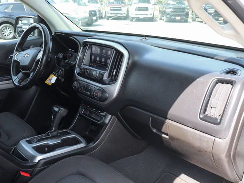 Used 2019 Chevrolet Colorado LT AWD/4WD image 36
