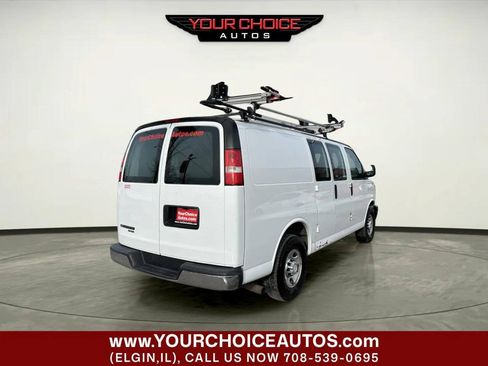 Used 2016 Chevrolet Express 2500 RWD image 5