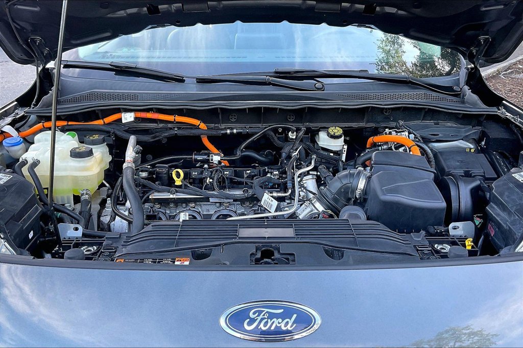 Used 2020 Ford Escape Titanium FWD image 27