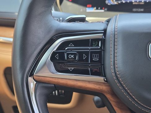 Used 2023 Jeep Grand Cherokee L Summit AWD/4WD image 36