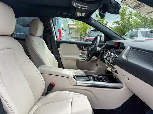 New 2026 Mercedes-Benz GLA 250 4MATIC image 15