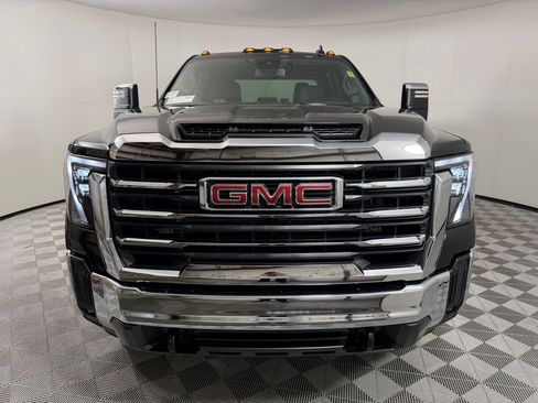 Used 2026 GMC Sierra 2500 SLT w/ SLT Convenience Package AWD/4WD image 5