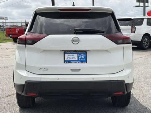 Used 2024 Nissan Rogue S AWD/4WD image 22