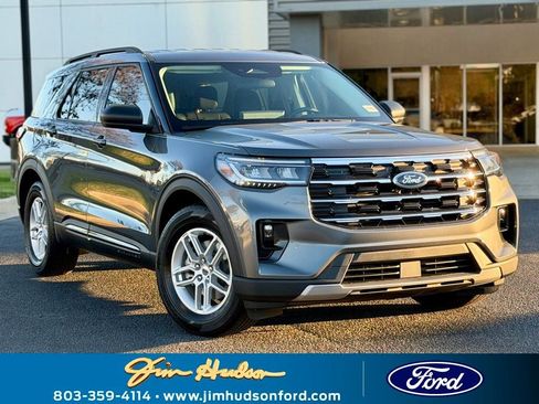 New 2026 Ford Explorer Active w/ Active Comfort Package image 2
