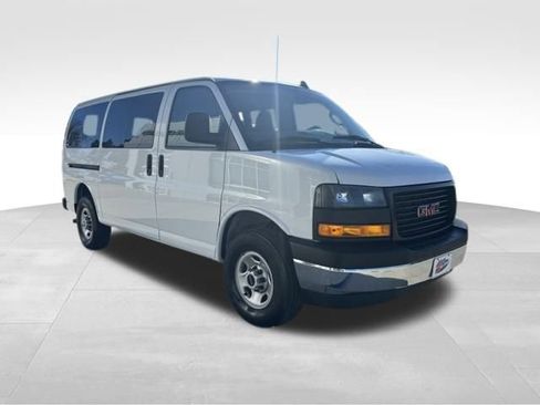 Used 2023 GMC Savana 2500 LS w/ Driver Convenience Package image 6