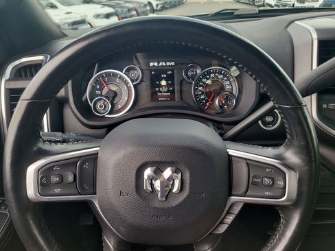 Used 2024 RAM 2500 Big Horn AWD/4WD image 32