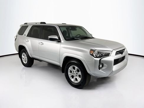 Used 2023 Toyota 4Runner SR5 RWD image 3