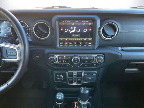 Certified 2023 Jeep Wrangler Sahara w/ Cold Weather Group image 12