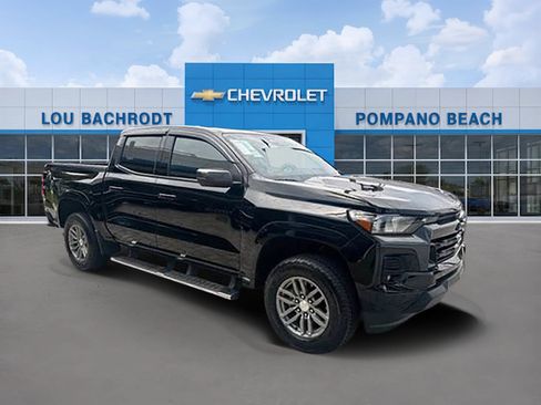 Used 2024 Chevrolet Colorado LT w/ LT Convenience Package RWD image 2