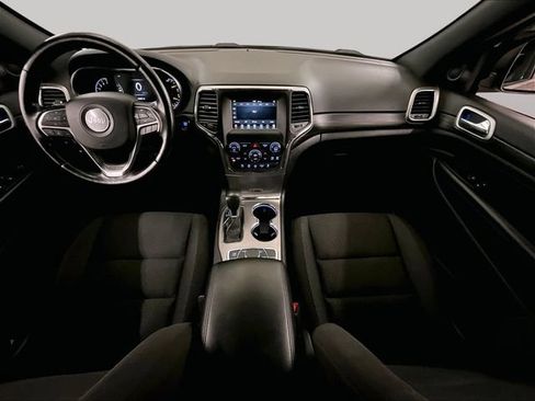 Used 2021 Jeep Grand Cherokee Laredo AWD/4WD image 15