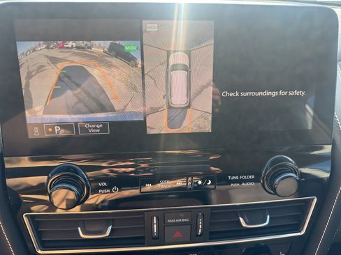 Used 2023 INFINITI QX80 Premium Select w/ Cargo Package image 25