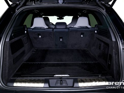 Used 2025 Land Rover Range Rover Sport SV Edition Two image 20