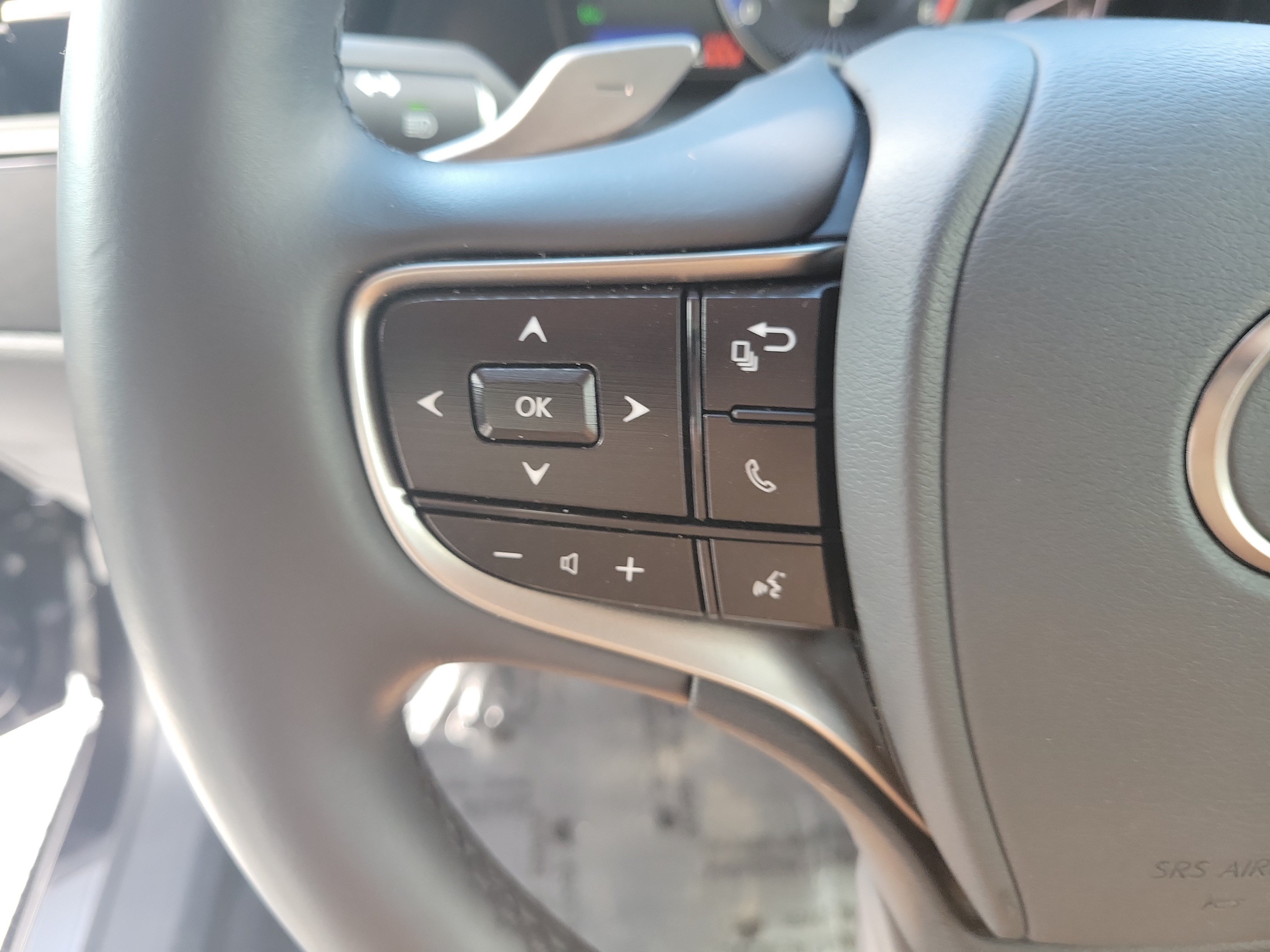 Used 2025 Lexus ES 350 w/ Premium Package FWD image 26