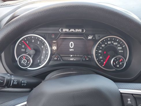New 2026 RAM 1500 Express AWD/4WD image 15