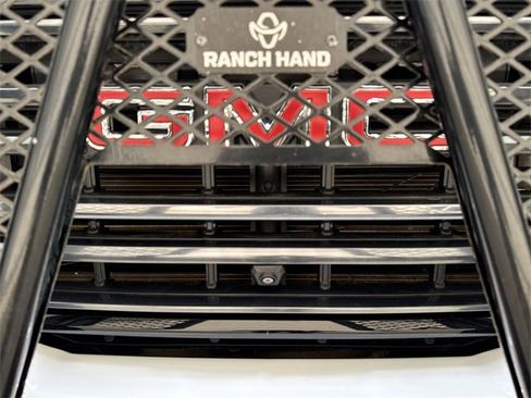 Used 2022 GMC Sierra 2500 AT4 w/ AT4 Preferred Package image 33