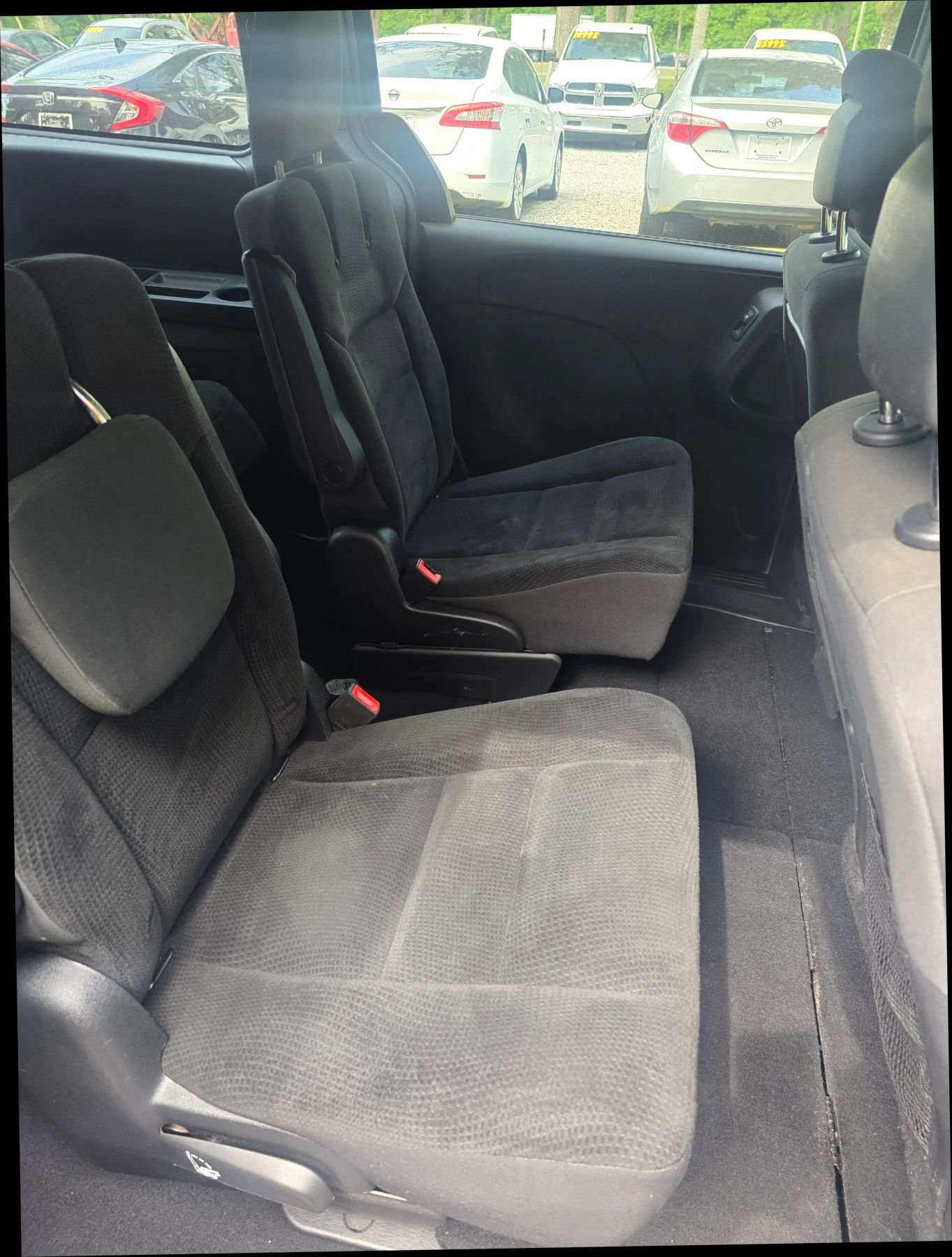 Used 2019 Dodge Grand Caravan SE FWD image 8