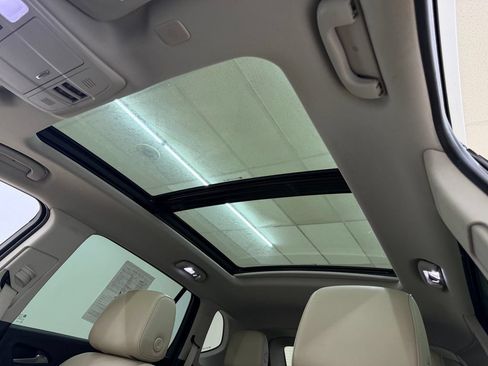 Used 2020 Buick Envision Essence w/ Experience Buick Package AWD/4WD image 21