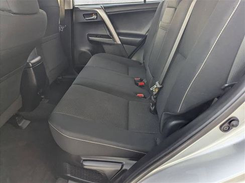 Used 2016 Toyota RAV4 XLE AWD/4WD image 16
