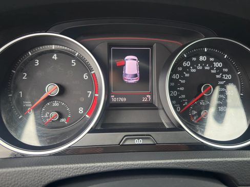 Used 2017 Volkswagen GTI S FWD image 25
