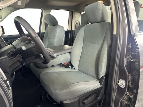 Used 2018 RAM 1500 Express w/ Express Value Package AWD/4WD image 13