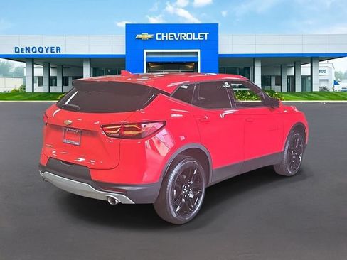 New 2025 Chevrolet Blazer LT FWD image 7