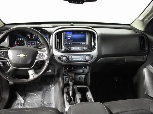 Used 2022 Chevrolet Colorado LT w/ LT Convenience Package image 26