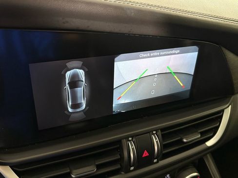 Used 2022 Alfa Romeo Giulia Ti image 23