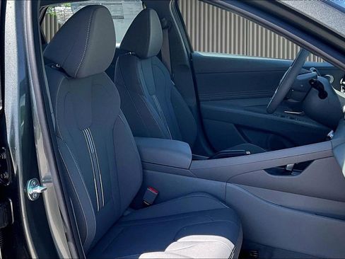 New 2026 Hyundai Elantra Sport FWD image 9