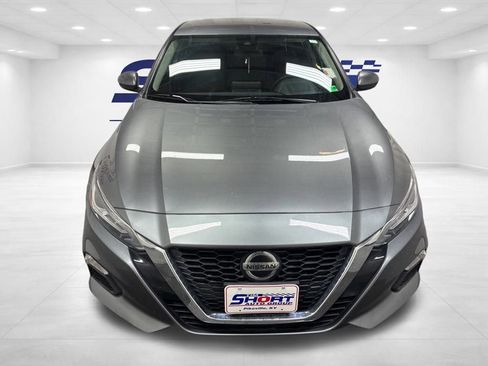 Used 2022 Nissan Altima 2.5 SV image 2