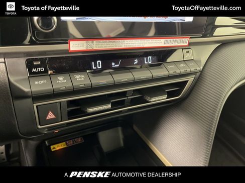 Used 2026 Toyota Camry SE image 30