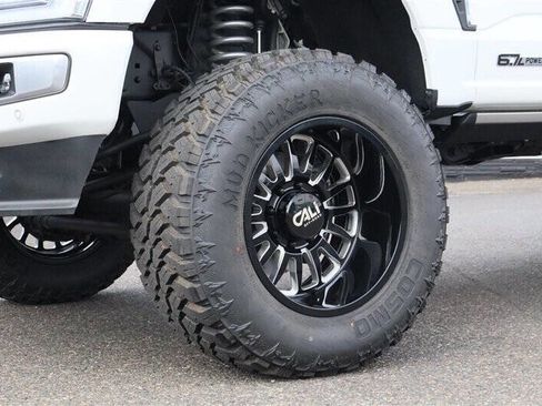 Used 2023 Ford F350 Platinum AWD/4WD image 12