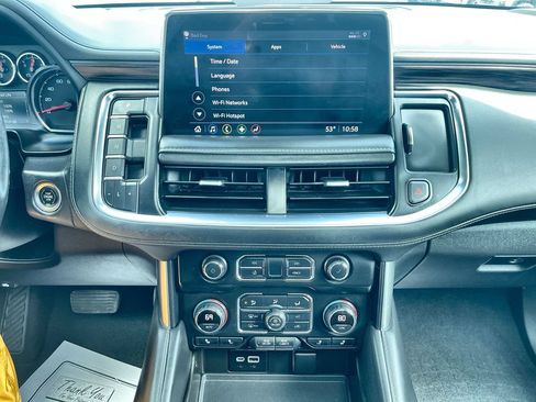 Used 2021 Chevrolet Tahoe Z71 w/ Luxury Package AWD/4WD image 13