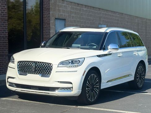 Used 2022 Lincoln Aviator Black Label w/ Dynamic Handling Package image 1