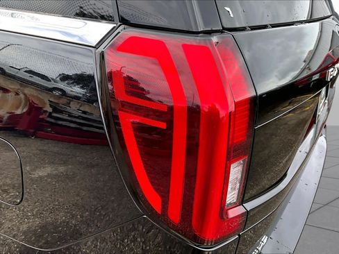 Certified 2025 Ford Expedition Active AWD/4WD image 28