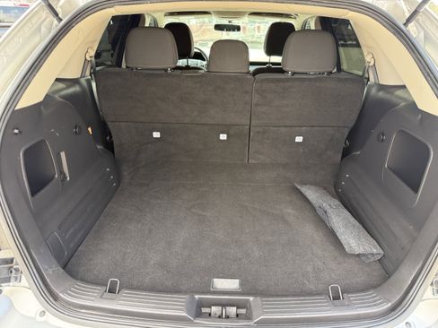 Used 2013 Ford Edge SE image 27