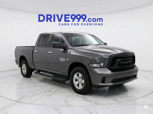 Used 2017 RAM 1500 Classic SLT image 1