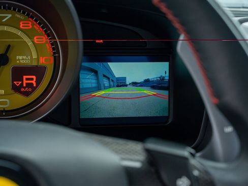 Used 2021 Ferrari F8 Tributo RWD image 40