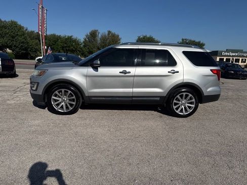 Used 2016 Ford Explorer Limited AWD/4WD image 1
