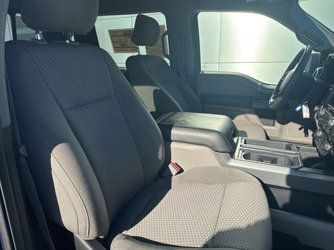 Used 2017 Ford F150 XLT w/ Equipment Group 302A Luxury image 32