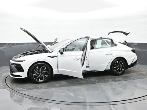 Certified 2025 Hyundai Sonata SEL image 49