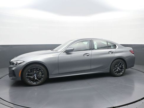 New 2025 BMW 330i xDrive Sedan w/ Convenience Package image 4
