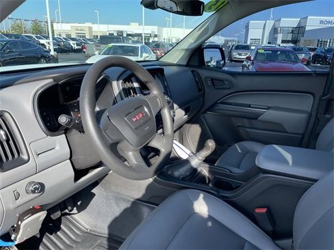 Used 2015 GMC Canyon SL image 11