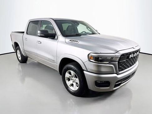 Used 2025 RAM 1500 Big Horn AWD/4WD image 3