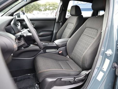 Certified 2025 Honda HR-V Sport image 20