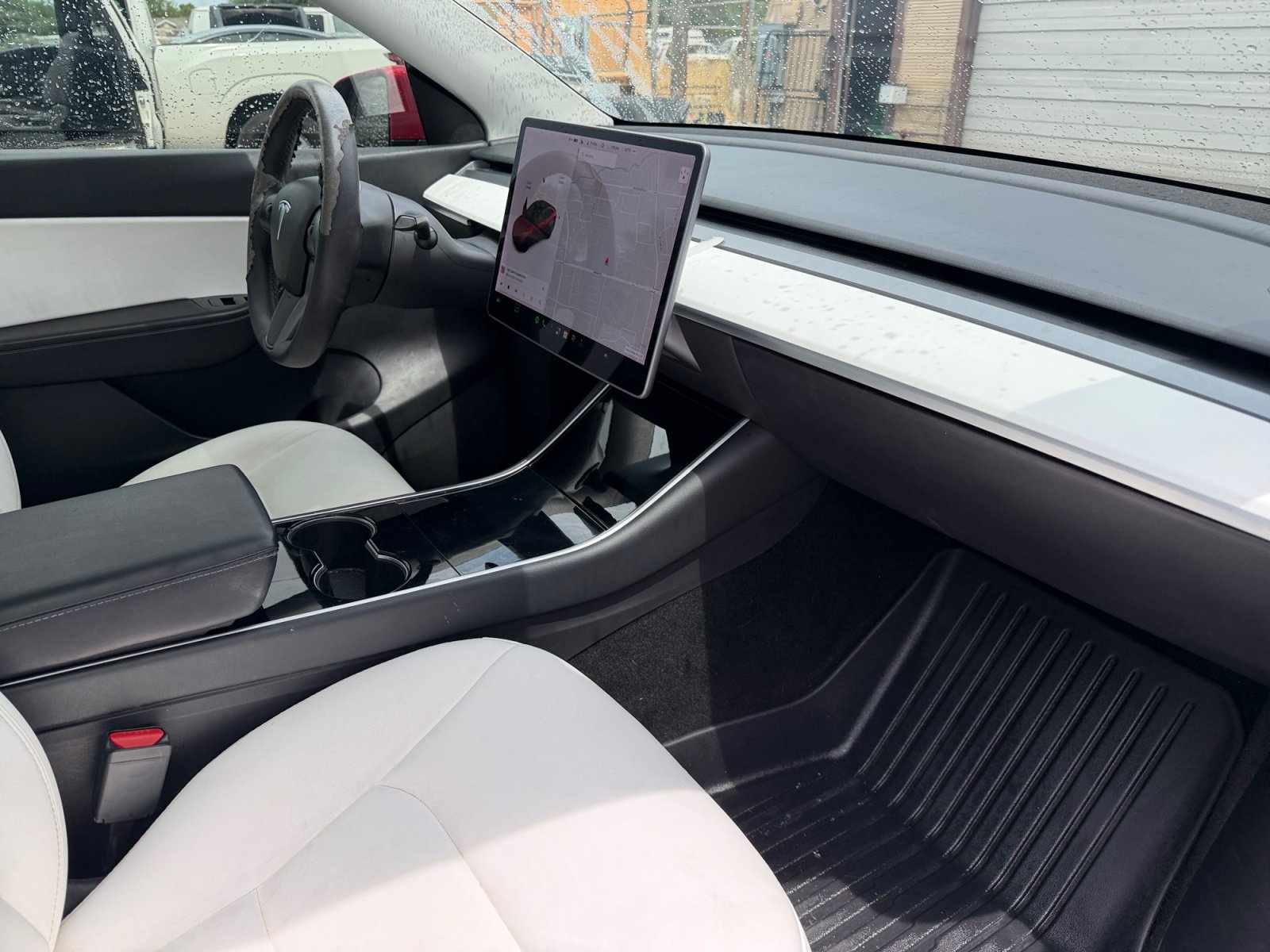 Used 2021 Tesla Model Y Long Range AWD/4WD image 16
