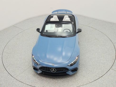 New 2026 Mercedes-Benz SL 63 AMG S e Performance 4MATIC image 18