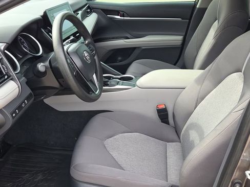Used 2023 Toyota Camry LE image 17